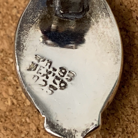 Vintage sterling silver and turquoise clip on earrings. - Picture 5 of 5